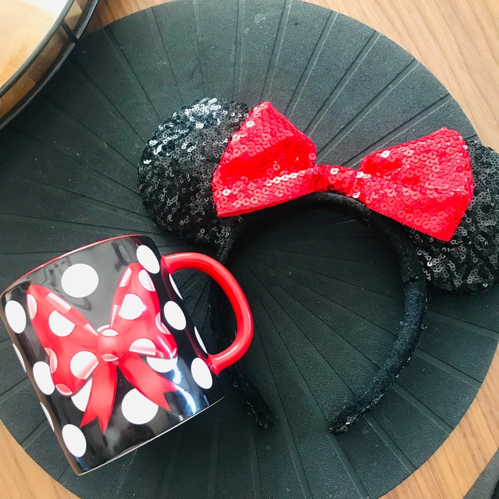 Minnie Mouse Ears and Disney Park Mug!